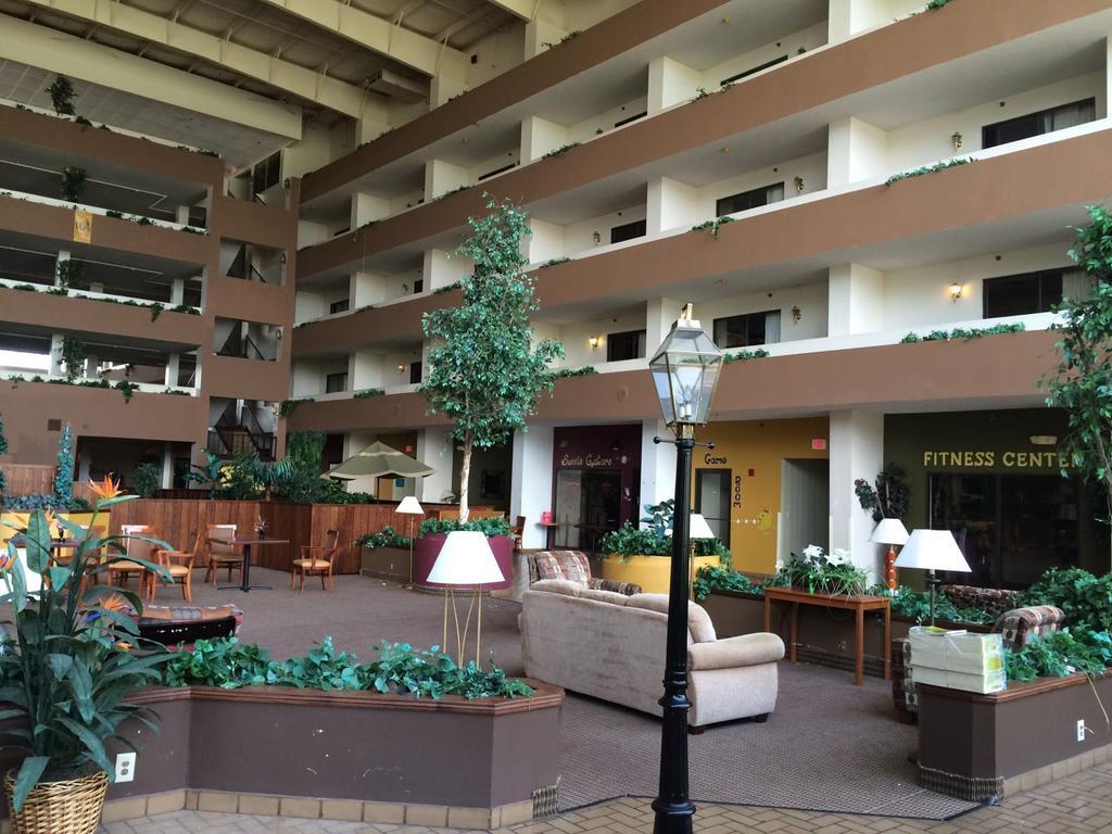 Plaza Hotel And Suites Pine Bluff Extérieur photo